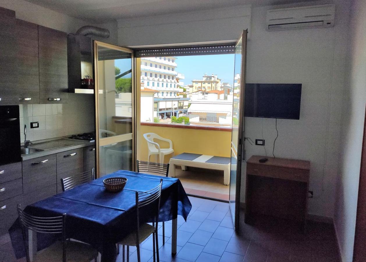 Caravel Monolocale Villa Lido di Camaiore Kültér fotó